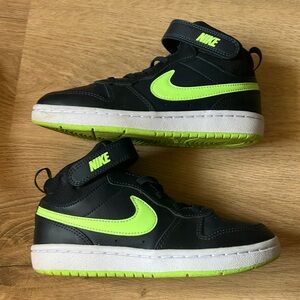 Boys Nike Court Borough Mid 2 - Navy, Lime & White - Size 13.5